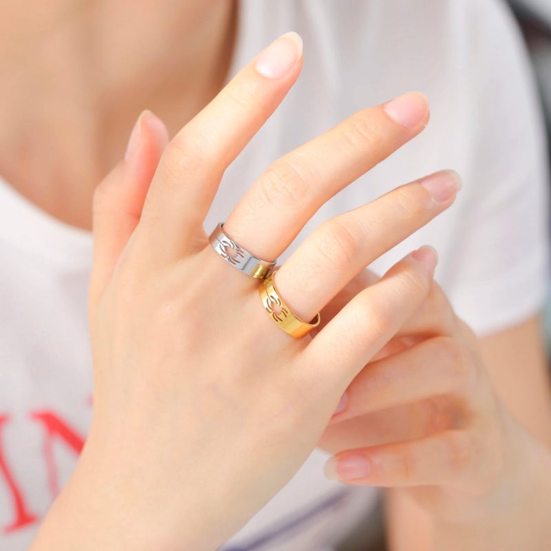 Skyrim Stainless Steel Spider Ring - Image 3